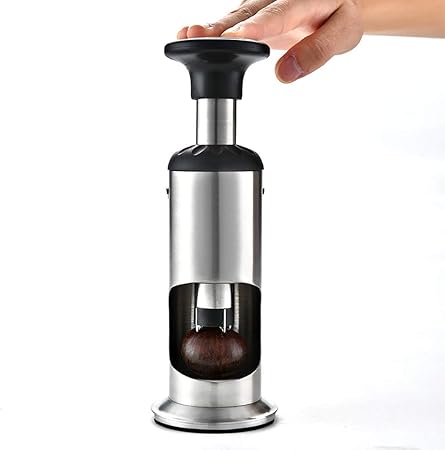 Lamei Yang Macchina Per Sbucciare Le Castagne Macchina Per Aprire Le Conchiglie Di Castagno In Acciaio Inox Molla Telescopica Incorporata Morso A Forma Di Croce Utensile Da Cucina Amazon It Casa E Cucina