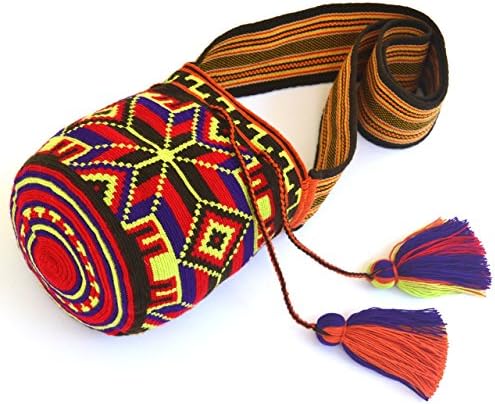 Exceptional SMALL size single tread Wayuu mochila handmade cross body bag