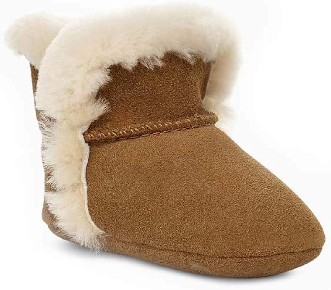 baby crib uggs