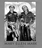 Image de Mary Ellen Mark: An American Odyssey 1963-1999 (Aperture Monograph)