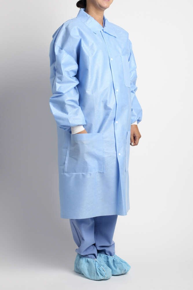 MediChoice Laboratory Coats, Premium, Disposable, Anti-Static, Three-Pocket, Knit Cuff, 5-Snap 