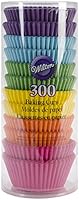 Wilton 415-2179 Juego 300  Capacillos  5 cm. dec. arcoiris