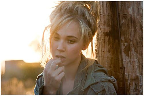 Killer Joe Juno Temple As Dottie Smith Looking Down With Light Behind 8 X 10 Inch Photo At Amazon S Entertainment Collectibles Store
