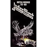 Disco de Judas Priest: «Metal Works 1973-1993 [VHS]» (Anverso)
