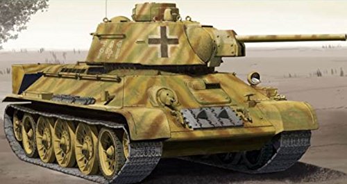 ACA13502 1:35 Academy German T-34/76 747(r) [MODEL BUILDING KIT]