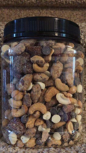 Hoody's Neapolitan Trail Mix Vanilla Creme Almonds, Roasted & Salted Cashews, Semi-Sweet Chocolate Chips, Dried Strawberries and Greek Style Yogurt Flavored Confectionary Drops 33 Oz