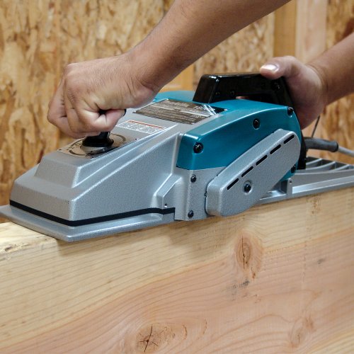 Makita-1806B-109-Amp-6-34-Inch-Planer