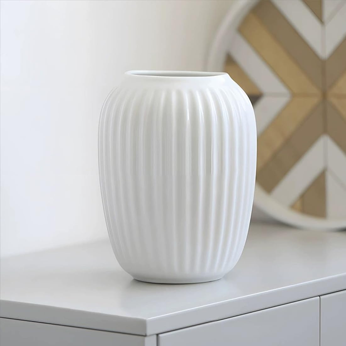 White Ceramic Flower Vase 8 Inch / 20 cm, French Country Style Ribbed Design for Wedding Centerpieces, Dining Table, Office, Bedroom Decor