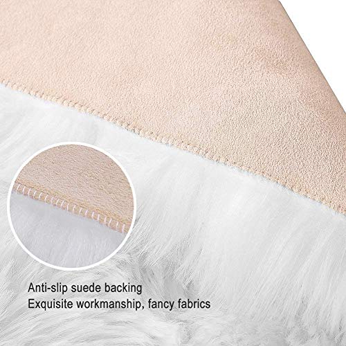Dikoaina Classic Soft Faux Sheepskin Fur Rug White Fluffy Area Rug Shag Rug Carpets for Bedroom