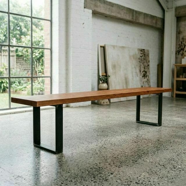 CASA FERRO Elegante Banca Exterior Resistente de Madera Maciza y Metal. Pie de Cama King Size, Comedor, Terraza, Jardín. Estilo Moderno Minimalista. (Tono Olmo XG 2.00 m)