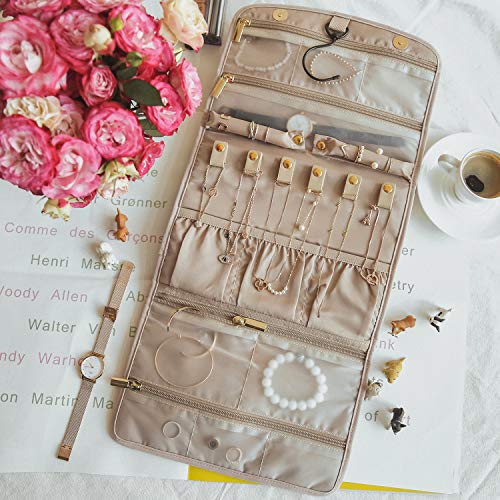 BAGSMART Travel Hanging Jewelry Organizer Case Foldable Jewelry Roll