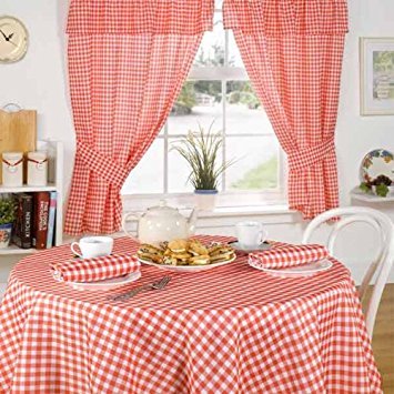 Emma Barclay Molly - Gingham Table Cloth in Red - 52x52 (132x132cm) — image 1