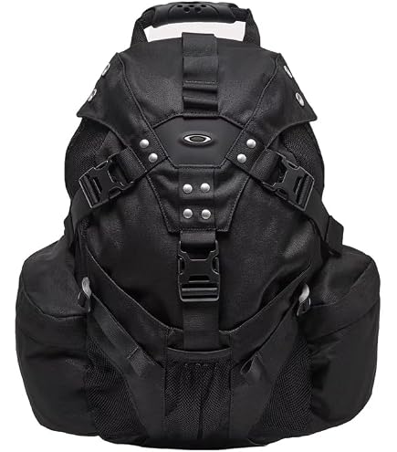 Amazon.com | Oakley Men's Big Kitchen Backpack, Black, X-Large