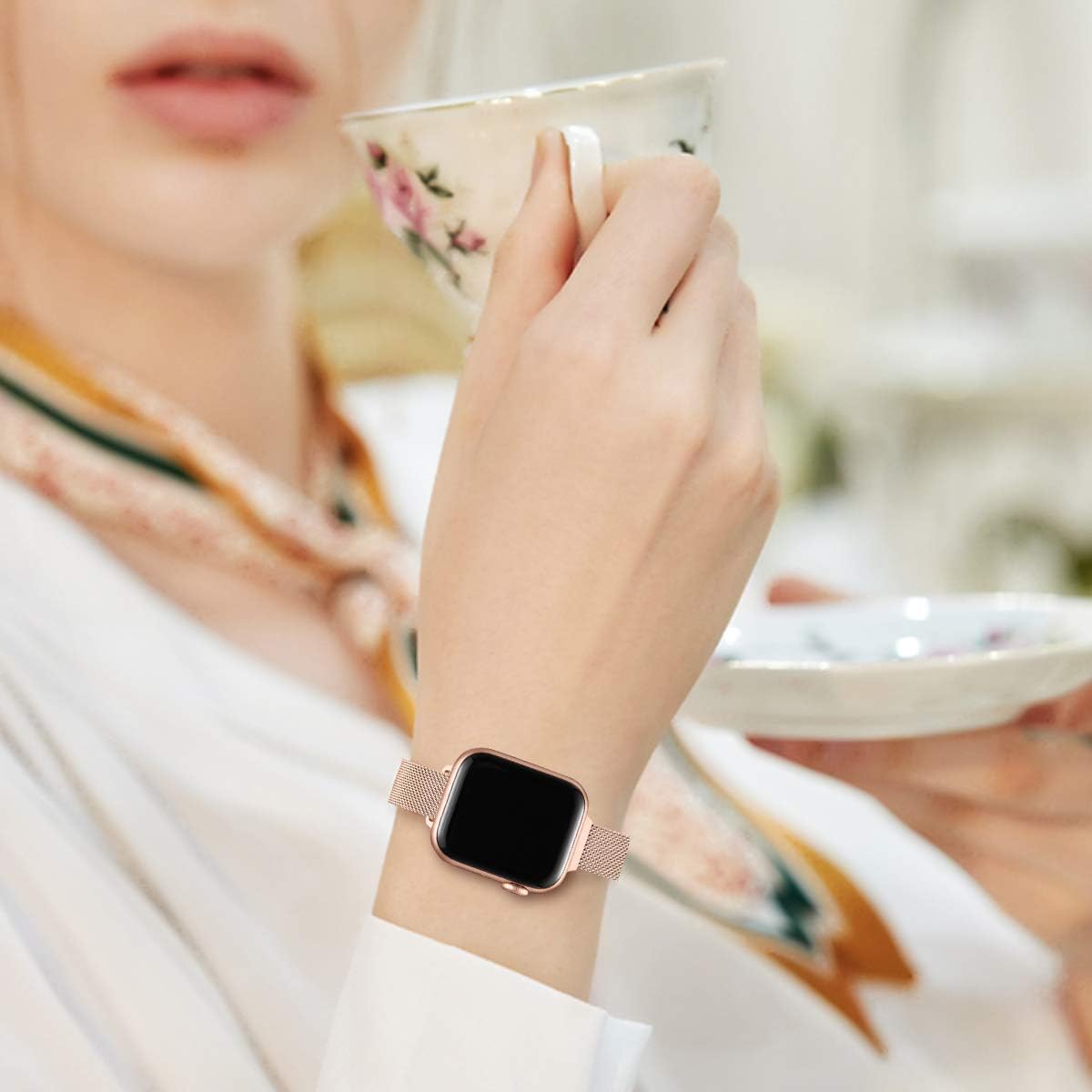 ZXCASD Slim Watch Band Compatible with Apple Watch Band 38mm 40mm 42mm 44mm for Women Girls, Stainless Steel Mesh Strap Replacement for iWatch SE iwatch Series 6/5/4/3/2/1 (Rose Gold, 38mm 40mm)
