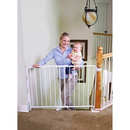 regalo expandable safety gate
