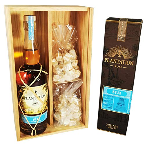 Plantation Rum - Fidschi 2009 Rum in Box & 2 * 150 Gramm White Nougadets - Jonquier Deux Frères - In Holzkiste