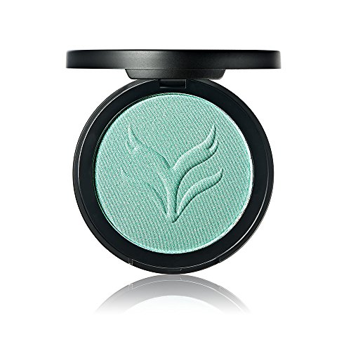 green highlighter makeup