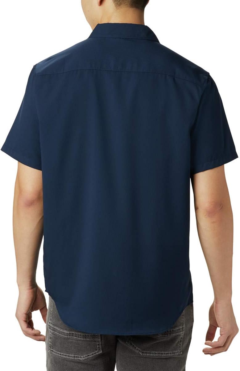 Columbia Men's Utilizer II Solid Short Sleeve Shirt: Clothing