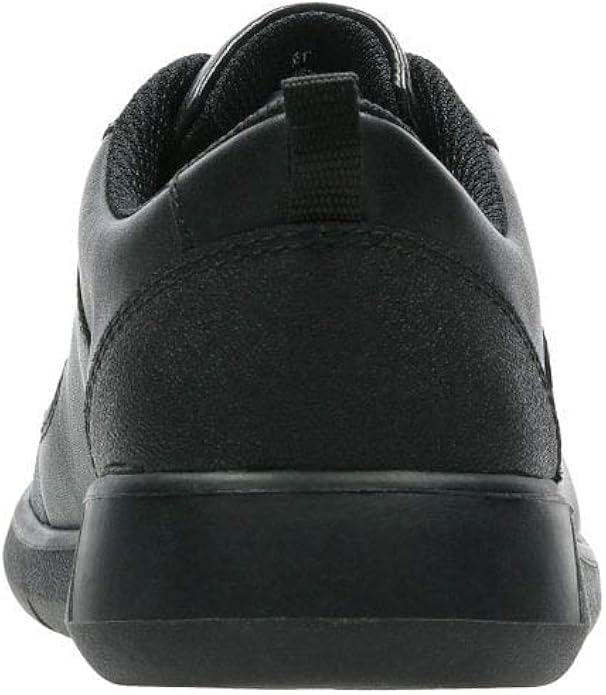 clarks scape street youth