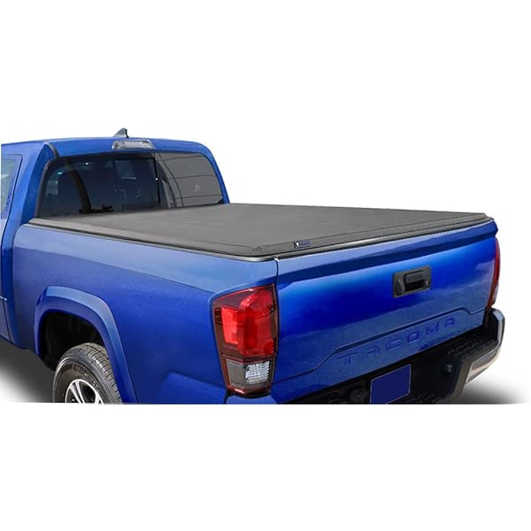 Amazon Com Undercover Flex Hard Folding Truck Bed Tonneau Cover Fx41002 Fits 05 15 Toyota Tacoma 5 Bed Automotive