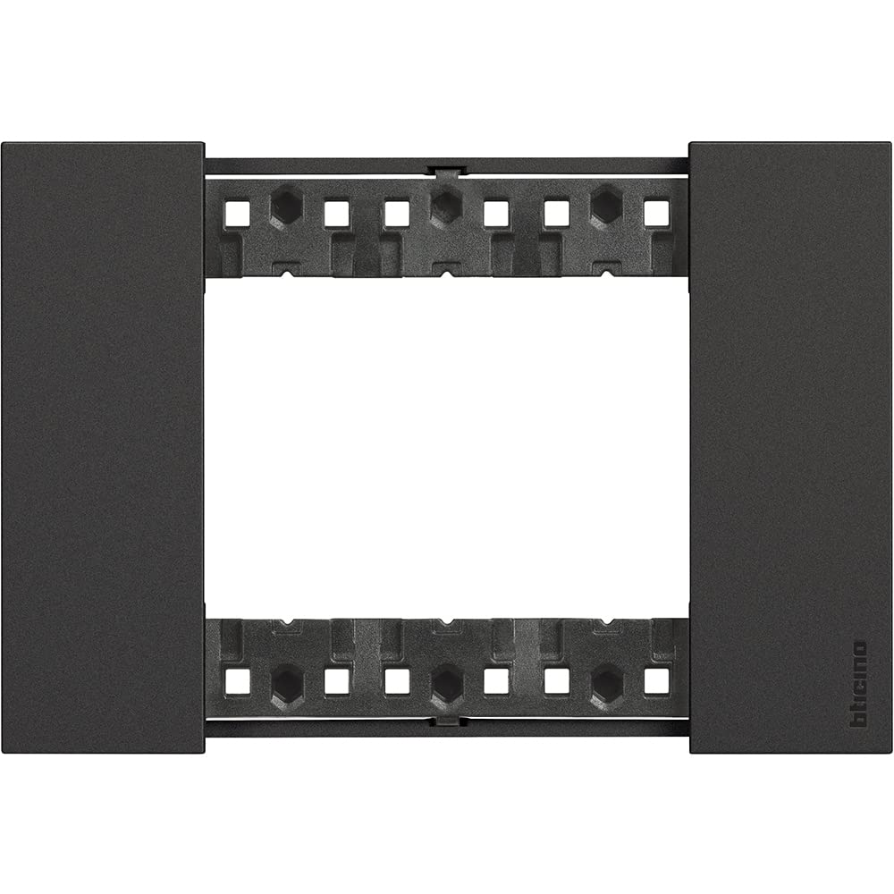 Bticino Living Now Plate 3 Modules, Black