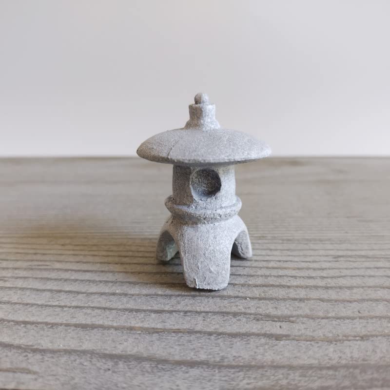 Miniature Japanese Lantern for Tabletop Terrarium, Zen Garden, Fairy Garden, Bonsai Tree Decoration (Design A) โ image 1