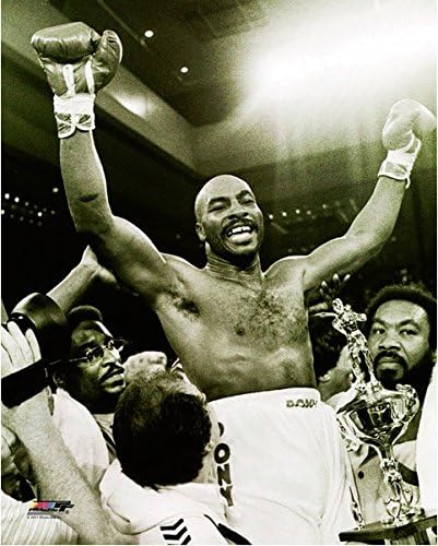 Earnie Shavers Boxing Action Photo (Size: 8" x 10")