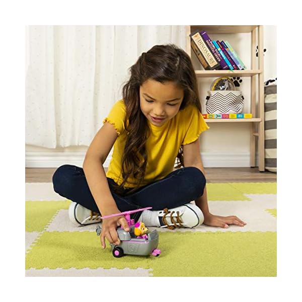 Paw Patrol Skye’s Helicopter Vehicle with Collectible Figure, for Kids Aged 3 Years and Over