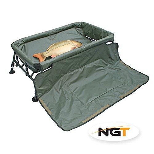 Carp Cradle Unhooking Mat With Knee Pad & Legs Carp Fishing Protective