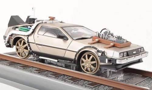 DeLorean DMC-12 Time Machine, Back to the Future III, Schienenversion , Model Car, Ready-made, Sun star 1:18