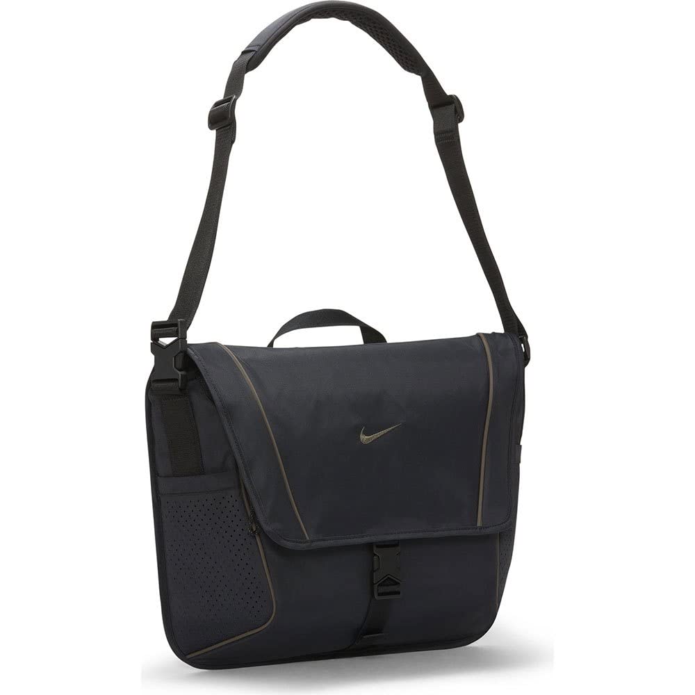nike essential bag