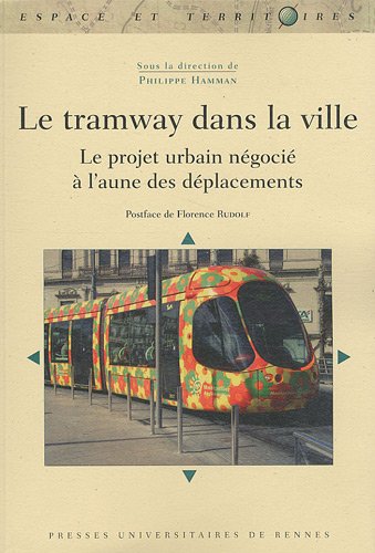 Le  tramway dans la ville