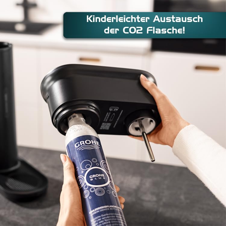 GROHE Blue Fizz, Wassersprudler Starter Set (3 einstellbare Sprudel-Stufen, ohne CO2 Flasche, 1x 0,85l Wasserflasche + Reinigungspulver), schwarz, 31943K00 3