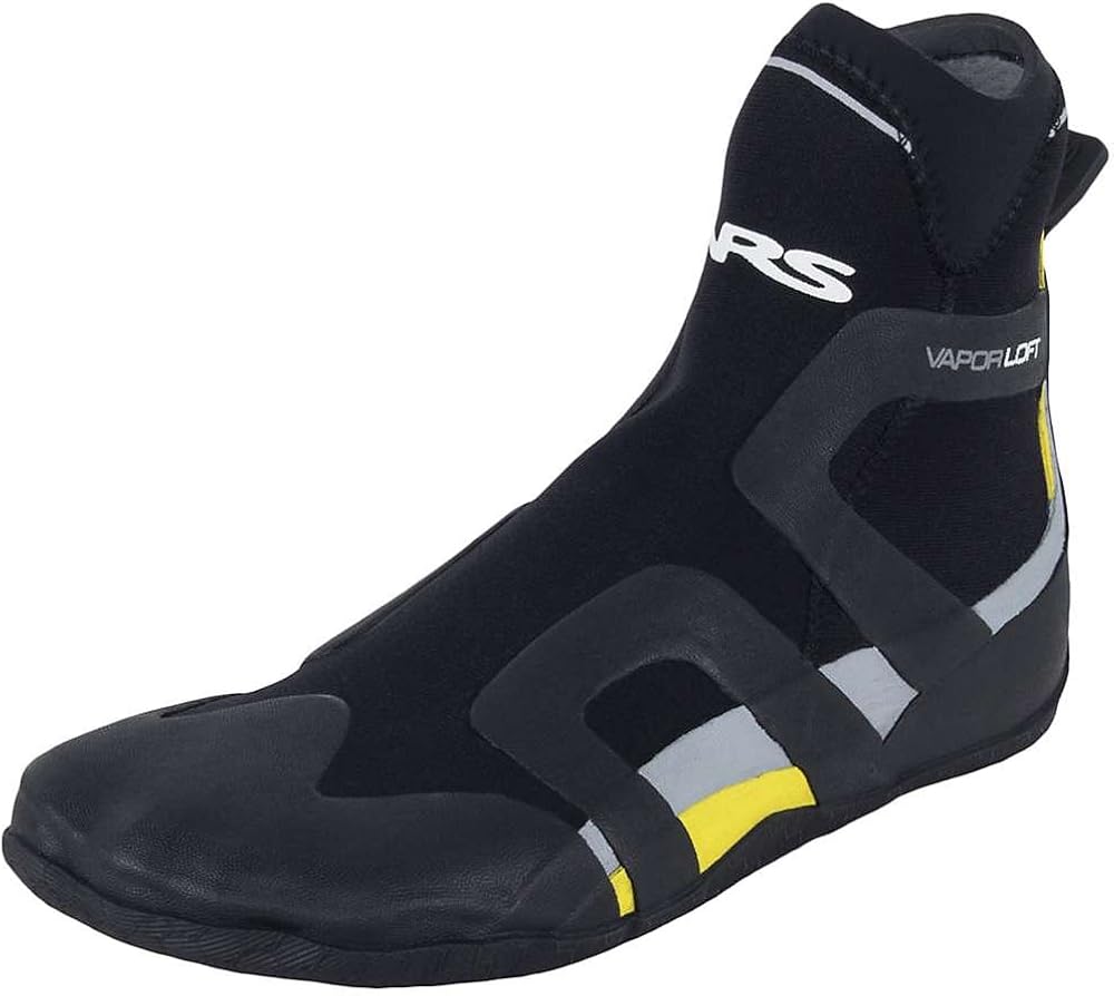nrs kayak shoes