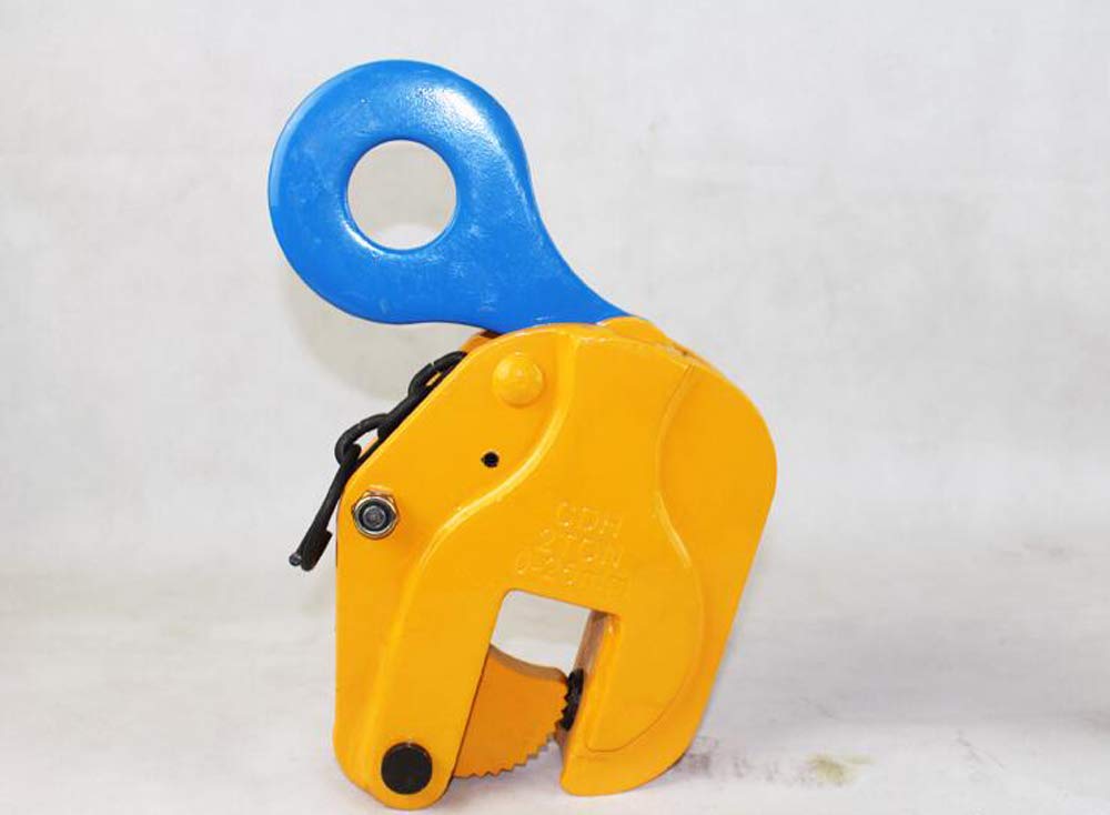 INTSUPERMAI 6616 Lbs Vertical Plate Lifting Clamp with Lock Hoist Hook Chain Steel Plate Clamp Sheet Metal Lifting Clamp Plate Lifting Clamp: Industrial & Scientific