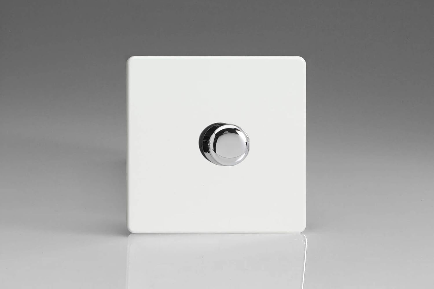 Varilight 1-Gang 2-Way V-Pro Push On/Off Rotary LED Dimmer 1 x 0-120W Premium White, 86x86x48mm