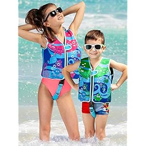 SWIMINO Schwimmlernweste Swim Fun Schwimmweste 21 Schnorchelmasken Die SWIMINO Schwimmlernweste ist eine nach der neuesten europäischen Sicherheitsrichtlinie EN13138-1:2014 gefertigte Schwimmhilfe. Die SWIMINO Schwimmlernweste ist eine nach der neuesten europäischen Sicherheitsrichtlinie EN13138-1:2014 gefertigte Schwimmhilfe. Verstellbarer Beingurt und Variable Auftriebskörper. TÜV- und GS-zertifiziert. Warnung! Kein Schutz gegen Ertrinken! Nur unter ständiger Aufsicht verwenden!