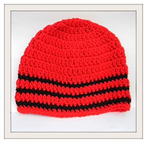 red crochet hat