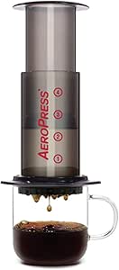 Amazon.com: AEROPRESS Cafetera y espresso – Hace rápidamente un delicioso  café sin amargura – 1 a 3 tazas por prensado : Hogar y Cocina