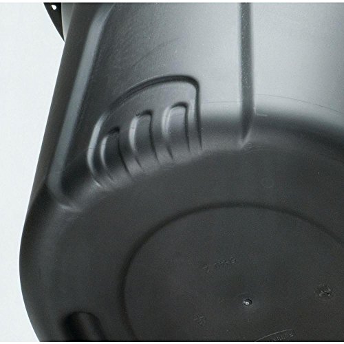 Rubbermaid Roughneck 32 Gal. Black Round Trash Can with Lid (2Pack