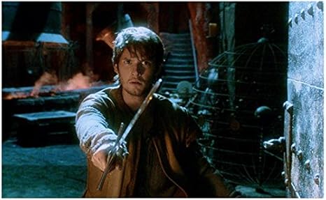 Seventh Son 2014 8 Inch X 10 Inch Photo Ben Barnes Holding Out