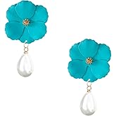 Aishgjia Flower Pearl Stud Earrings for Women Pearl Floral Studs Earrings for Mother Daughter Bridal Birthday Valentine Day