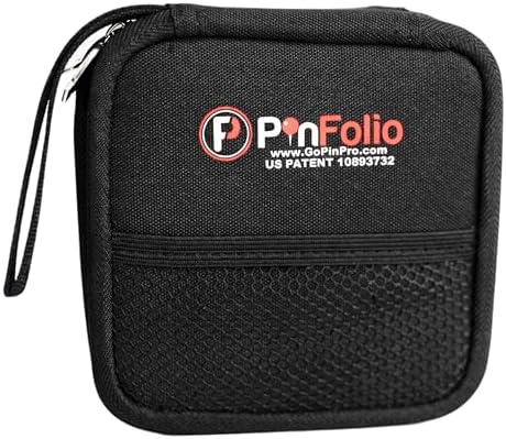 PinFolio ピンフォリオ　ピンバッジ　収納ケース　赤×黒　ディズニー Amazon.com: PinFolio Go Pin Display Storage Book – Compact Pin