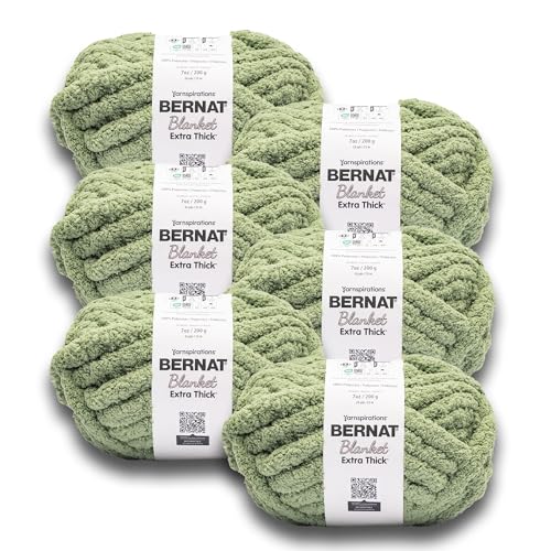 Bernat Extra Thick Green Frost Yarn - 1 Pack of 1200 g / 42.36 oz - 100% Polyester - #7 Jumbo - 144 Yards - Chunky Yarn for Hand Knitting/Crochet
