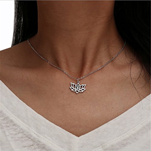 Female Alloy Necklace Hollow Vintage Lotus Necklace