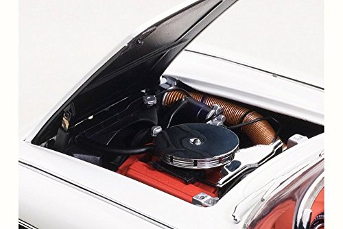 Motor Max 1958 Chevy Corvette Convertible, White 73109 - 1/18 Scale Diecast Model Toy Car