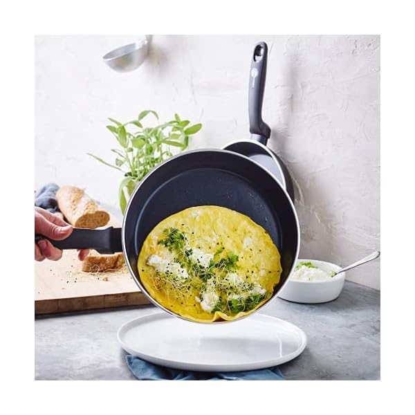 GreenPan-Wok-Nin-Stick-Toxin-Free-Ceramic-Open-Wok-Induction-Oven-Safe-Cookware-28-cm-Black GreenPan Torino Healthy Ceramic Non-Stick 28 cm/3.6 Litre Wok, PFAS Free, Induction,Black