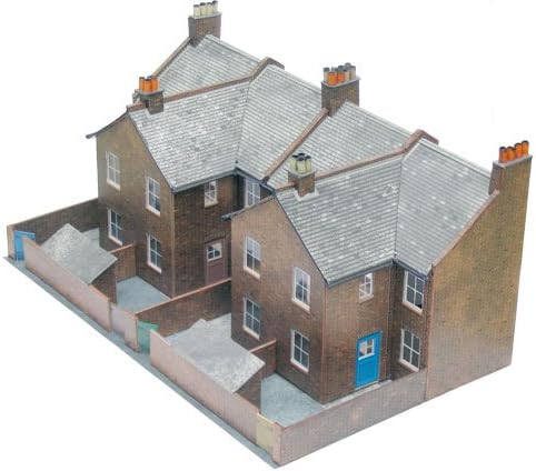 Superquick 1:72 Four Redbrick Terrace Backs - Low Relief Card Kit C5