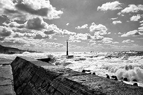 Amazon 黒と白 アート印刷 キャンバス壁紙 海 桟橋 波 雲 サハリン島 部屋飾り背景絵画 キャンバス写真 壁紙ポスター はがせるシール式 写真 特大 絵画 壁飾り 90cmx60cm ウォールステッカー オンライン通販