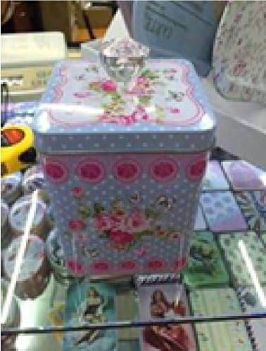 hadaaya Square Floral Kitchen Storage Decorative Metal Nesting Cookie Canister Tin Container Set with Lids And Crystal Knobs for Candy,Baked Goods, Fruit Cake, Fudge, Snacks Storage - Set of 3